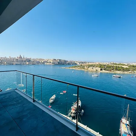 Seaview 9th Floor Sliema With Valletta Views *