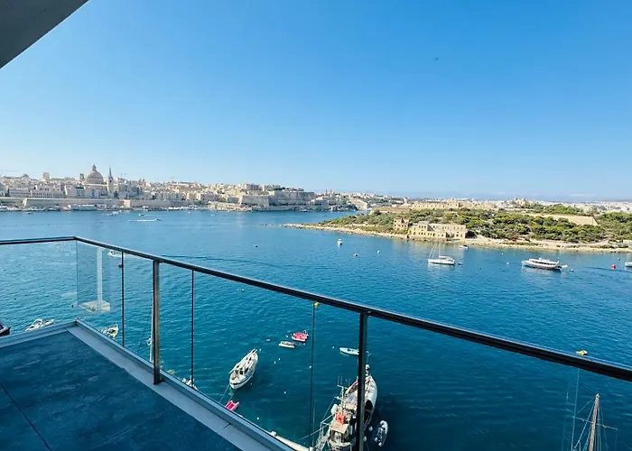 Seaview 9th Floor Sliema With Valletta Views *